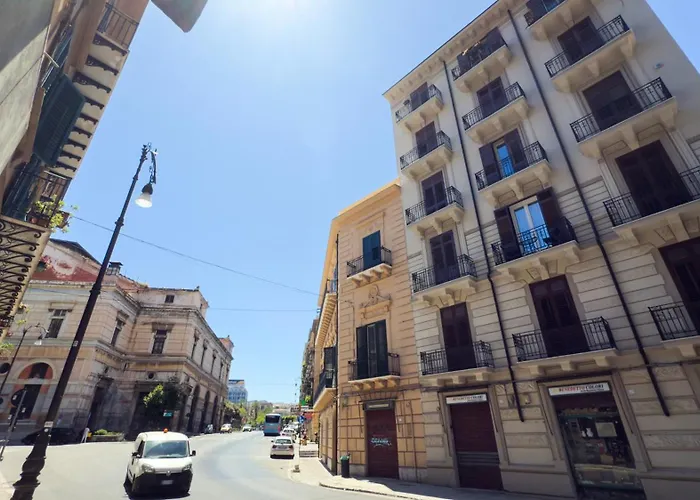 Mama Suites Politeama